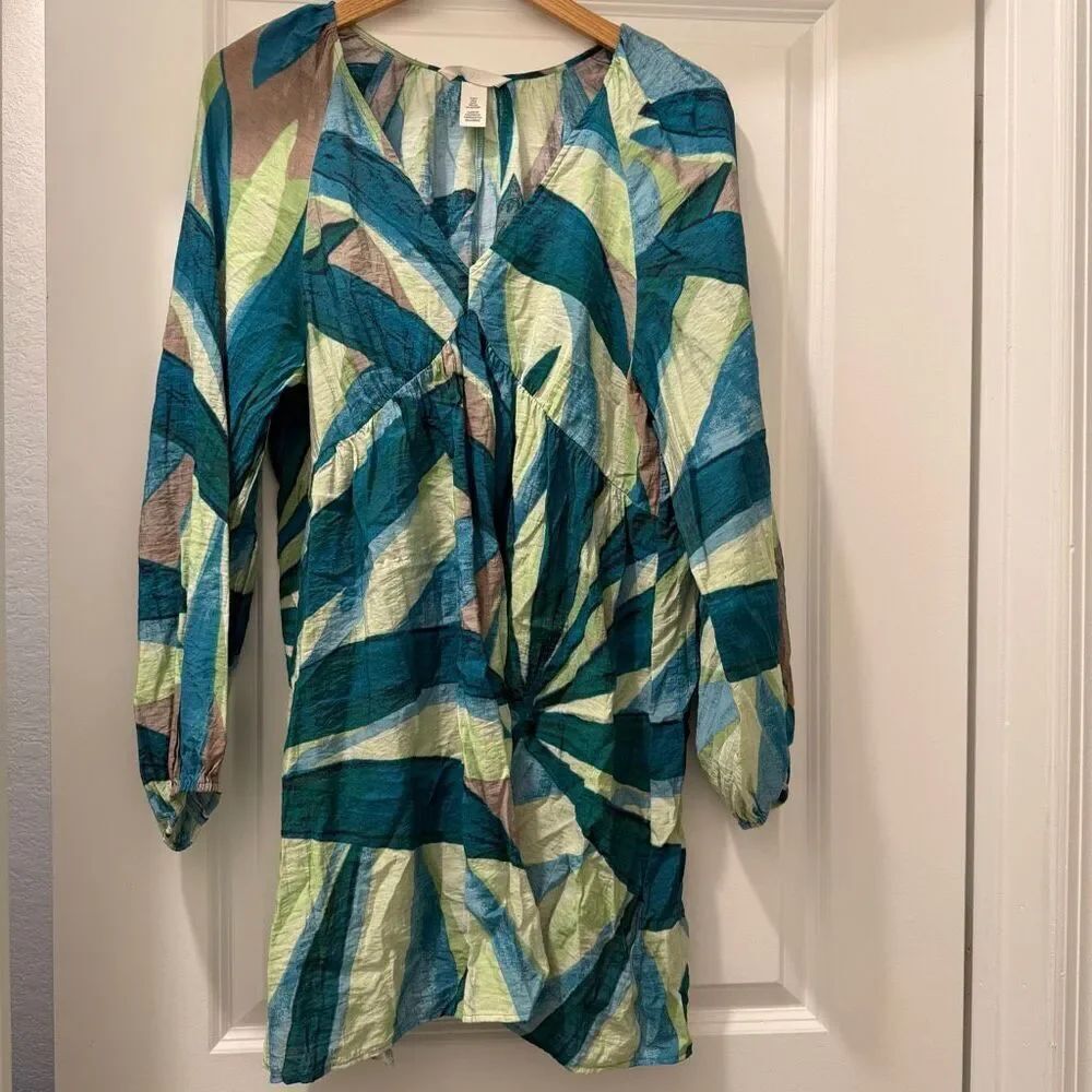 H&M long sleeve mini dress balloon Sleeve size S in green